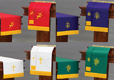 Picture of Abbott Hall SP-10 Reversible Ten-Piece Parament Set