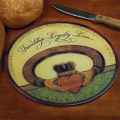 Picture of Claddagh Cutting Board