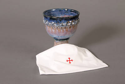 Picture of Cambric Linen Purificator with Red Cross - Pack of 3