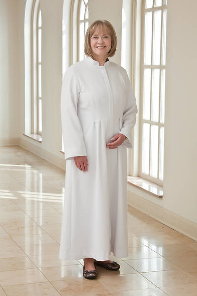 Picture of WomenSpirit Martha Quick-Ship Robe White - M-56
