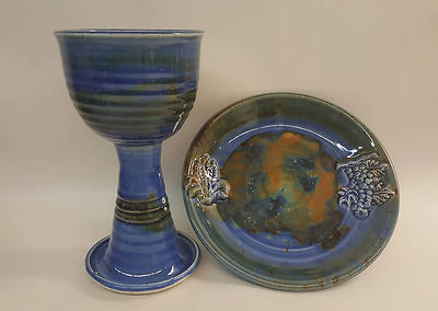 Picture of Porcelain Chalice and Paten Set, Dark Blue